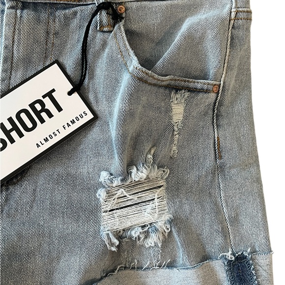 NWT Almost Famous Distressed Mom Shorts. Size 11 - Picture 2 of 8